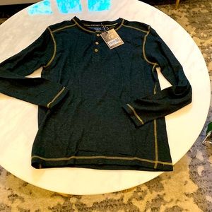 Long sleeve 3 button navy shirt